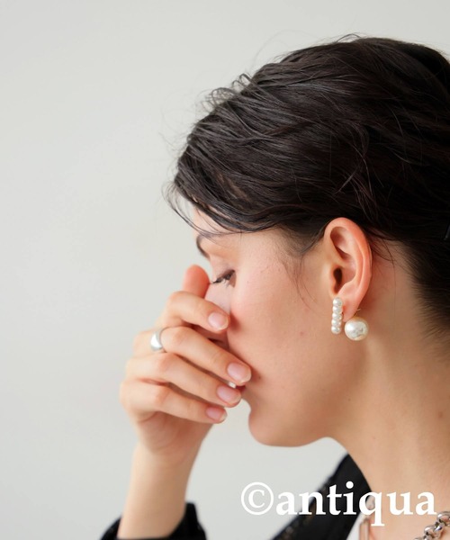 antiqua(アンティカ)の「パールピアス(ピアス(両耳用)・レディース・その他・FREE)」の4枚目の写真