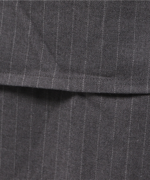 LBC(エルビーシー)の「レーヨンポリハイネックワンピース(ワンピース・レディース・ライトグレー/ダークグレー・MEDIUM/LARGE)」の10枚目の写真