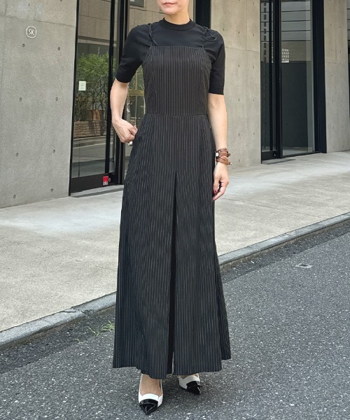 JENNE(ジェンヌ)の「肩紐リボンピンストライプサロペット(その他パンツ・レディース・ネイビー/ブラック/ホワイト・SMALL/MEDIUM/LARGE)」の5枚目の写真