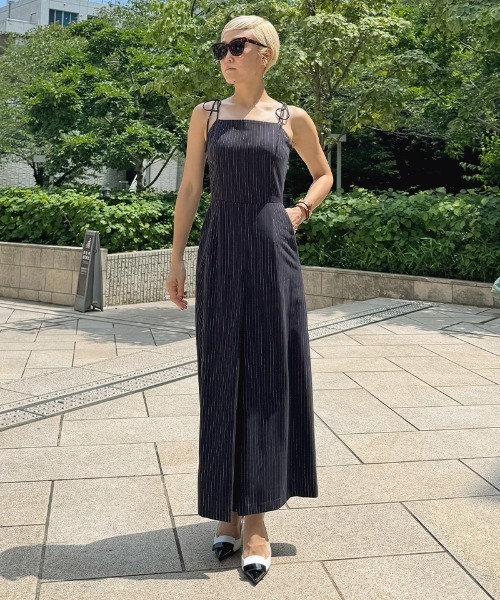 JENNE(ジェンヌ)の「肩紐リボンピンストライプサロペット(その他パンツ・レディース・ネイビー/ブラック/ホワイト・SMALL/MEDIUM/LARGE)」の14枚目の写真