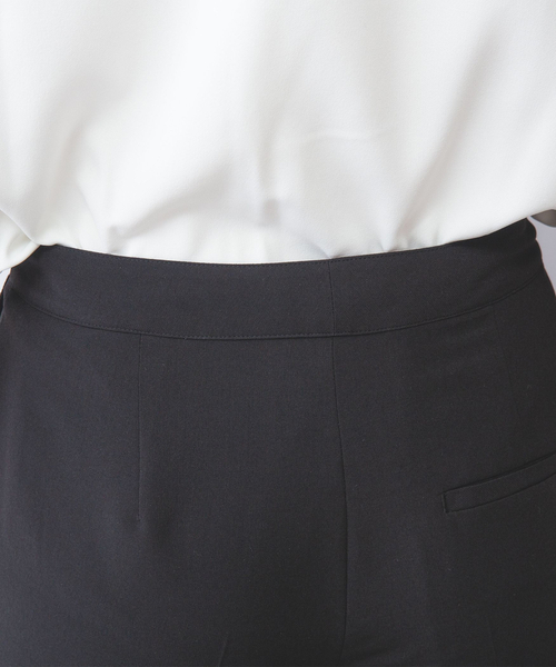 NARACAMICIE(ナラカミーチェ)の「【NARACAMICIE】【セットアップ対応】合繊ストレッチテーパードパンツ(その他パンツ・レディース・ブラウン/ブラック・M/S/L/XL)」の7枚目の写真