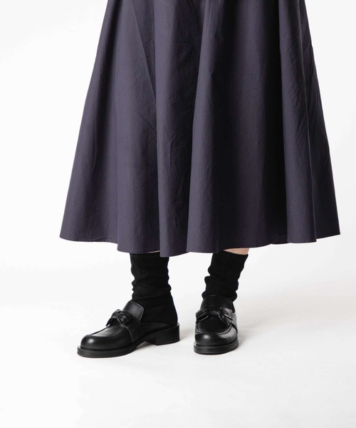 STUART WEITZMAN(スチュアートワイツマン)の「STUART WEITZMAN SOFIA BOLD LOAFER BOOTIE スチュアート・ワイツマン ソフィア ボールド ローファー ブーティー ブーツ(ブーツ・レディース・ブラック・37/36.5/37.5/36)」の5枚目の写真