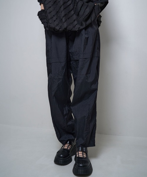 Nora Lily(ノラリリー)の「【Nora Lily】Balloon 1Tuck Pants(UNISEX)(その他パンツ・メンズ・イエロー/ミント/ブラック・FREE)」の2枚目の写真
