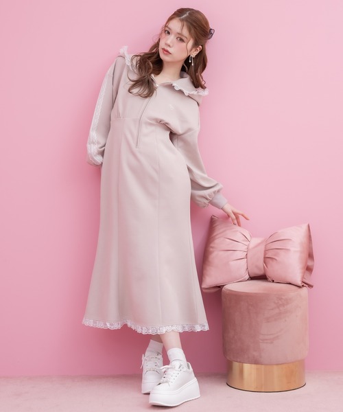 couture BY ROJITA(クチュールバイロジータ)の「パールビジュープラットフォームスニーカー(スニーカー・レディース・ホワイト/ブラック・37/38/39)」の14枚目の写真