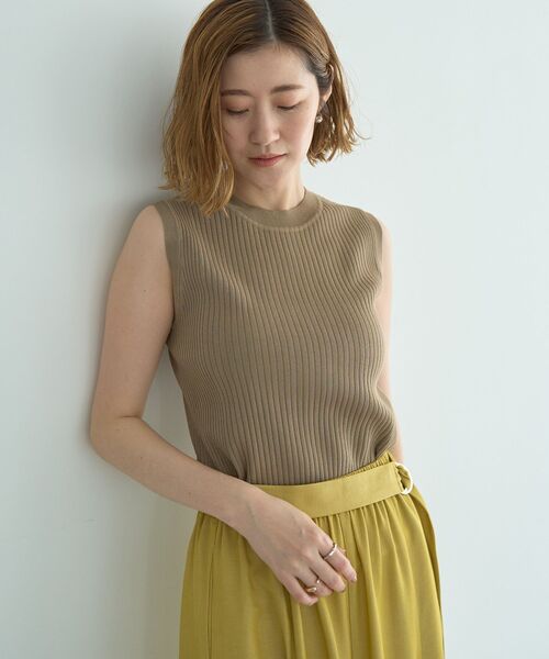 YECCA VECCA(イェッカヴェッカ)の「マシンウォッシャブルノースリーブニット(ニット/セーター・レディース・ベージュ/グリーン系その他3/ブラック/その他7・FREE)」の6枚目の写真