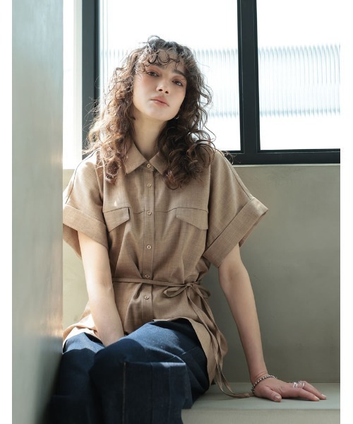 Re:EDIT（リエディ）の「[2025 SUMMER COLLECTION]リネンライク金ボタンサファリシャツ（シャツ/ブラウス・レディース・ブラウン/ブルー/アイボリー/チャコールグレー/ブラック/ベージュ・MEDIUM/LARGE）」の13枚目の写真