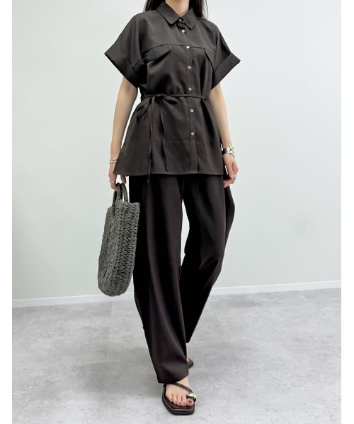 Re:EDIT（リエディ）の「[2025 SUMMER COLLECTION]リネンライク金ボタンサファリシャツ（シャツ/ブラウス・レディース・ブラウン/ブルー/アイボリー/チャコールグレー/ブラック/ベージュ・MEDIUM/LARGE）」の16枚目の写真