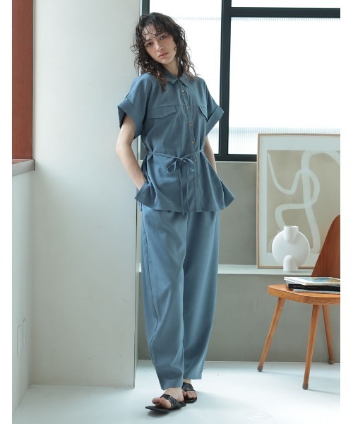 Re:EDIT（リエディ）の「[2025 SUMMER COLLECTION]リネンライク金ボタンサファリシャツ（シャツ/ブラウス・レディース・ブラウン/ブルー/アイボリー/チャコールグレー/ブラック/ベージュ・MEDIUM/LARGE）」の22枚目の写真