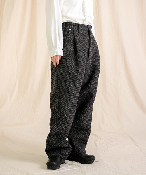 Brocante（ブロカント）の「[Brocante / ブロカント] オリジナルツイード アンプリッセパンツ（その他パンツ・レディース・ベージュ/ブラック・1/2）」の7枚目の写真