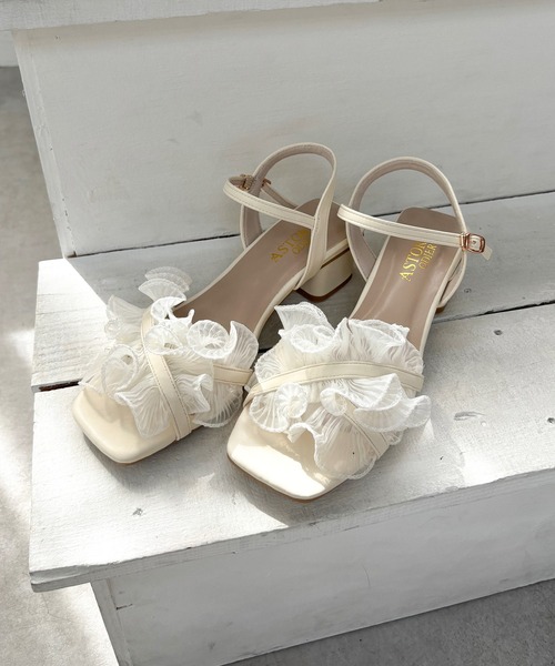 ASTORIA ODIER（アストリアオディール）の「シアーフリルヒールサンダル（サンダル・レディース・アイボリー/ブラック・MEDIUM/LARGE/SMALL）」の2枚目の写真