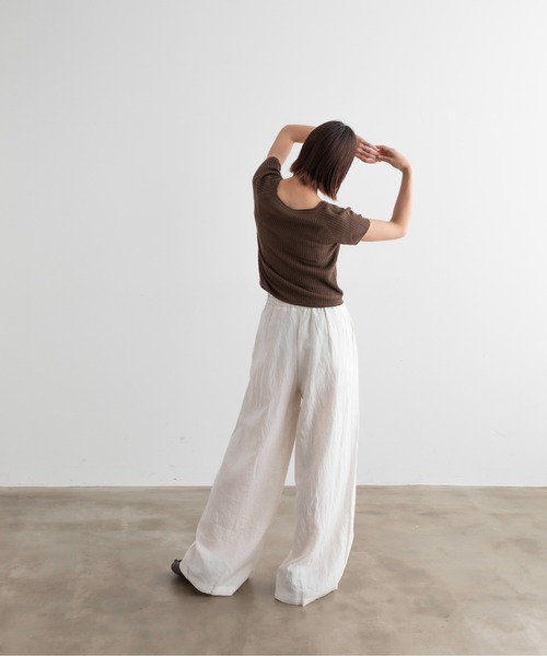 Lunea（ルネア）の「ラウンドネックリブニットトップス（ニット/セーター・レディース・ブラック/ライトグレー/ブラウン/ベージュ/ダークグレー・FREE）」の21枚目の写真