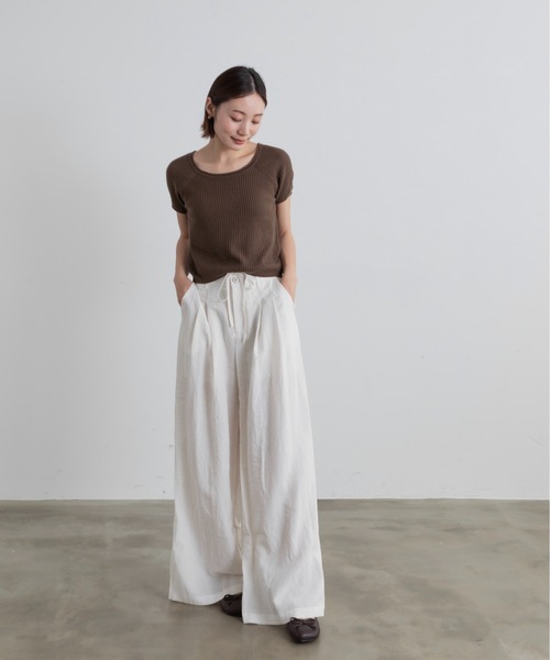 Lunea（ルネア）の「ラウンドネックリブニットトップス（ニット/セーター・レディース・ブラック/ライトグレー/ブラウン/ベージュ/ダークグレー・FREE）」の11枚目の写真