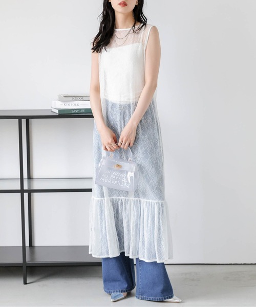 AMELY(エミリー)の「美脚ワイドストレートデニムパンツ(デニムパンツ・レディース・ブラック/ブルー・M/L)」の14枚目の写真