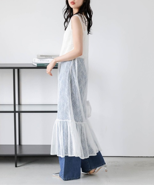AMELY(エミリー)の「美脚ワイドストレートデニムパンツ(デニムパンツ・レディース・ブラック/ブルー・M/L)」の16枚目の写真