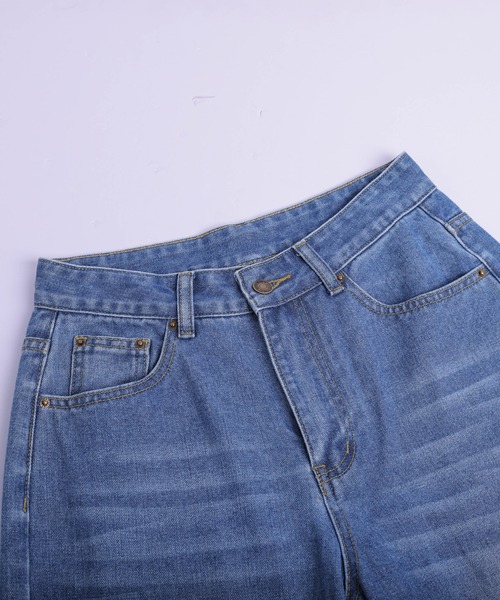 AMELY(エミリー)の「美脚ワイドストレートデニムパンツ(デニムパンツ・レディース・ブラック/ブルー・M/L)」の19枚目の写真