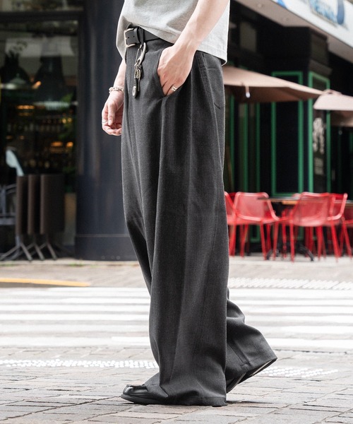 kutir（クティール）の「BARREL LEG SLACKS PANTS／バレルレッグスラックスパンツ（スラックス・メンズ・ブラック/チャコールグレー・LARGE/SMALL/MEDIUM）」の16枚目の写真