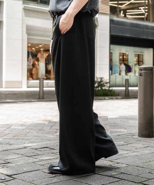 kutir（クティール）の「BARREL LEG SLACKS PANTS／バレルレッグスラックスパンツ（スラックス・メンズ・ブラック/チャコールグレー・LARGE/SMALL/MEDIUM）」の5枚目の写真