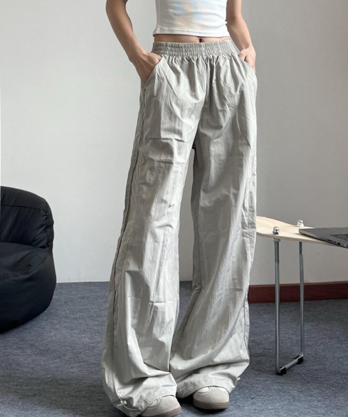 FREE STYLISTS(フリー スタイリスト)の「YUGA_YGMC Hip conscious parachute pants(その他パンツ・レディース・ブラック/ライトグレー・M/L/XL/S)」の11枚目の写真