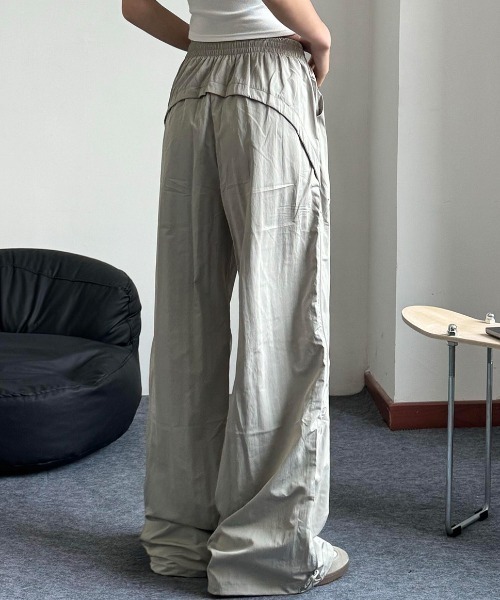 FREE STYLISTS(フリー スタイリスト)の「YUGA_YGMC Hip conscious parachute pants(その他パンツ・レディース・ブラック/ライトグレー・M/L/XL/S)」の5枚目の写真