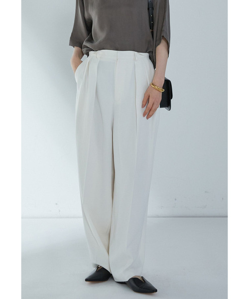 1er Arrondissement（プルミエアロンディスモン）の「２タックツイルパンツ（その他パンツ・レディース・ブラック系その他3/オフホワイト・38/36）」の4枚目の写真