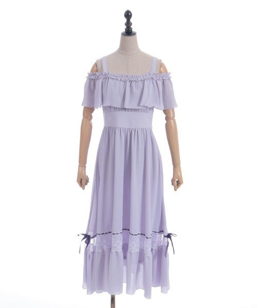 axes femme POETIQUE（アクシーズファムポエティック）の「オフショルフリルロングワンピース（ワンピース・レディース・ラベンダー/ブラック/クリーム・MEDIUM）」の12枚目の写真