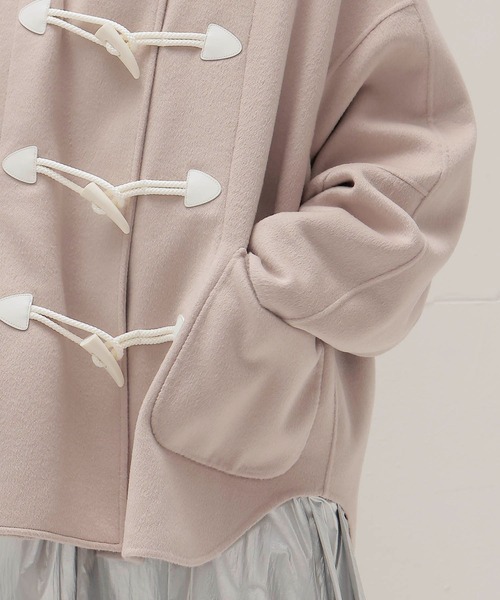 STUMBLY(スタンブリー)の「STUMBLY / Short Duffle Jacket(ショートダッフルジャケット 535-3252920)(ダッフルコート・レディース・ネイビー/ベージュ・38)」の7枚目の写真