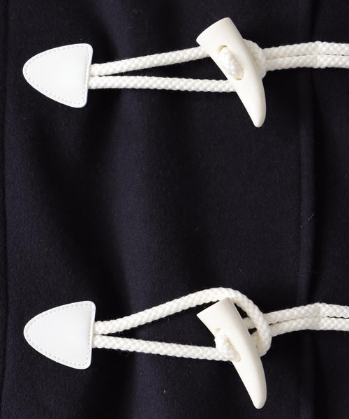 STUMBLY(スタンブリー)の「STUMBLY / Short Duffle Jacket(ショートダッフルジャケット 535-3252920)(ダッフルコート・レディース・ネイビー/ベージュ・38)」の11枚目の写真