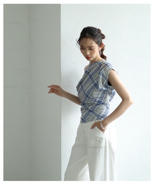 Sawa a la mode(サワアラモード)の「チェック柄ワンショルダーカットソー(Tシャツ/カットソー・レディース・ネイビー/グレー・FREE)」の8枚目の写真
