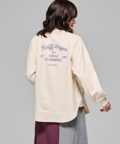 KRIFF MAYER Lady's Collection（クリフメイヤーレディースコレクション）の「【伸縮性･ストレッチ】もちのびゆるT（Tシャツ/カットソー・レディース・ダークブルー/ダークブラウン/ブラック/カラフル/ナチュラル/その他5/グレー/レッド・LARGE/MEDIUM）」の5枚目の写真