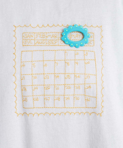 Emago(イマゴ)の「EMAGO カレンダー刺繍T(Tシャツ/カットソー・レディース・ライトグレー/ホワイト/ブラック・FREE)」の13枚目の写真