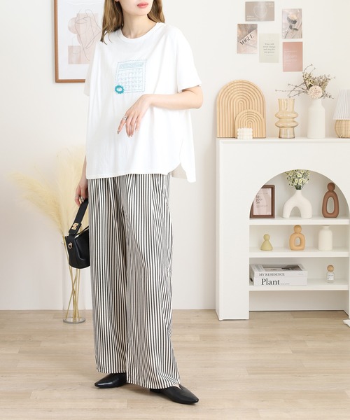 Emago(イマゴ)の「EMAGO カレンダー刺繍T(Tシャツ/カットソー・レディース・ライトグレー/ホワイト/ブラック・FREE)」の19枚目の写真