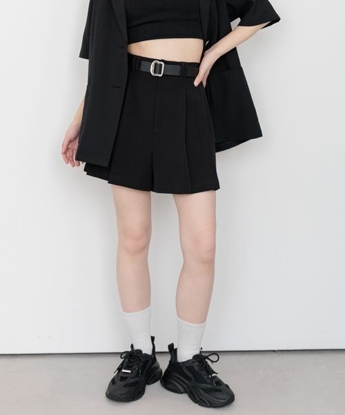 PAGEBOY（ページボーイ）の「イージケアプリーツショートパンツ（その他パンツ・レディース・グレー/ブラック/ベージュ・FREE）」の2枚目の写真