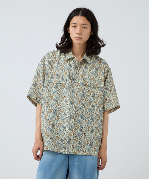 完売新品未使用　B.C STOCK 【ZOZO限定】アソート柄シャツ　人気色 完売新品未使用 B.C STOCK 【ZOZO限定】アソート柄シャツ 人気色