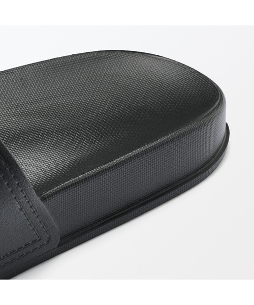 無印良品（ムジルシリョウヒン）の「一体成型　足なりサンダル（サンダル・メンズ・ブラック/ライトベージュ/チャコールグレー・S/M/L/XL/XXL/XS）」の8枚目の写真