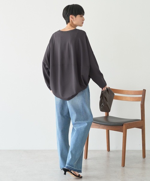 AMERICAN HOLIC(アメリカンホリック)の「コクーンポンチプルオーバー(Tシャツ/カットソー・レディース・ネイビー/ブラック/グレイッシュベージュ/オフホワイト/チャコールグレー/ダークグリーン・M/L)」の15枚目の写真