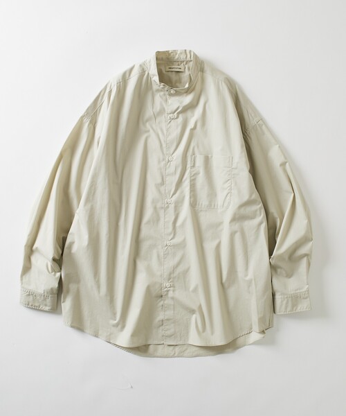 FREAK'S STORE（フリークスストア）の「限定展開 Relax Fit リラックスフィット バンドカラー シャツ（シャツ/ブラウス・メンズ・ベージュ/ブルー系その他/ホワイト/ライトグレー/ホワイト系その他/サックスブルー/ブラック/オリーブ/チャコールグレー・SMALL/MEDIUM/LARGE）」の6枚目の写真