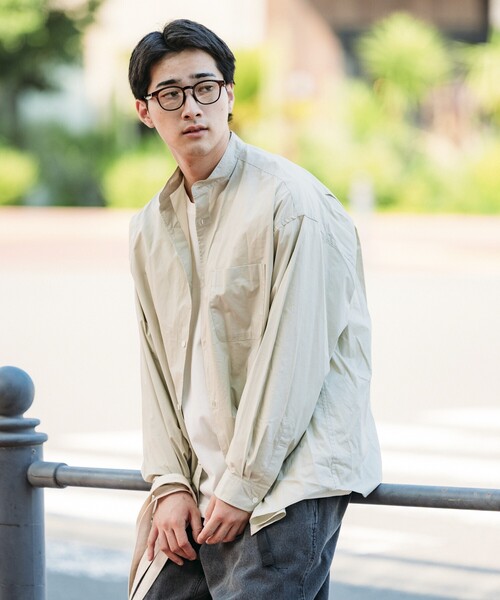 FREAK'S STORE（フリークスストア）の「限定展開 Relax Fit リラックスフィット バンドカラー シャツ（シャツ/ブラウス・メンズ・ベージュ/ブルー系その他/ホワイト/ライトグレー/ホワイト系その他/サックスブルー/ブラック/オリーブ/チャコールグレー・SMALL/MEDIUM/LARGE）」の18枚目の写真