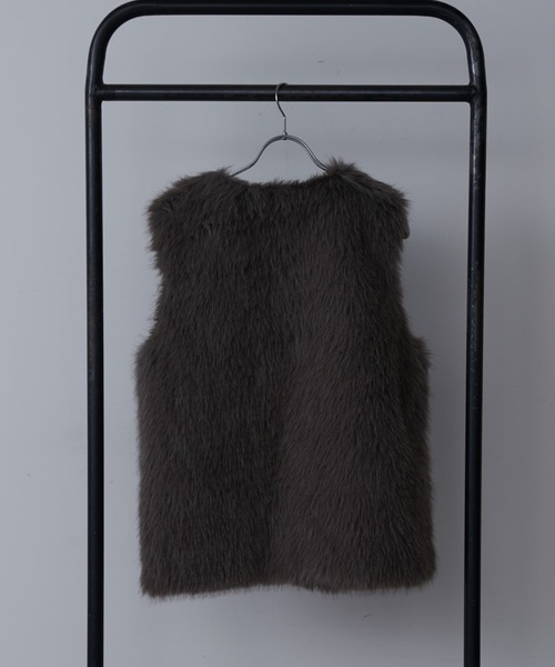 Lui's（ルイス）の「ファーベスト（その他アウター・レディース・ブラック/オフホワイト/モカ・FREE）」の10枚目の写真