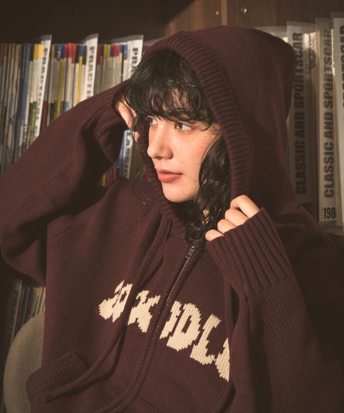Zooodle（ズードル）の「rogo knit hoodie - ロゴニットフーディー -（パーカー・メンズ・ベージュ/バーガンディー・LARGE/MEDIUM）」の14枚目の写真