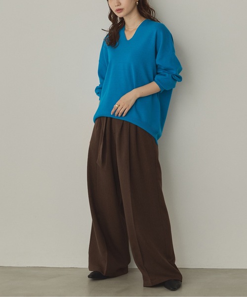 hunch(ハンチ)の「【静電気防止】やわもちヤーン ドロップショルダーニット(ニット/セーター・レディース・ブラック/レッド/ブラウン/ブルー/アイボリー/ネイビー/ロイヤルブルー・FREE)」の15枚目の写真