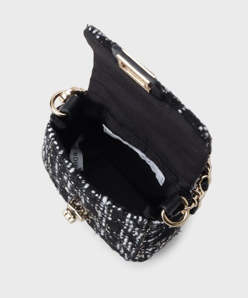 OPAQUE.CLIP(オペークドットクリップ)の「ミニサイズキルティングバッグチャーム(チャーム・レディース・ブラック系1/ブラック/オフホワイト/ホワイト系9/シルバー系その他7/ベージュ系6・00)」の11枚目の写真