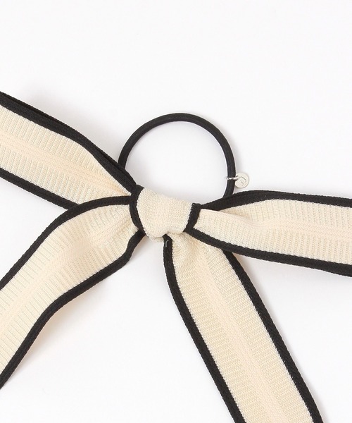 niko and...（ニコアンド）の「バイカラーリボンヘアゴム（ヘアゴム・レディース・ネイビー/アイボリー・0）」の6枚目の写真
