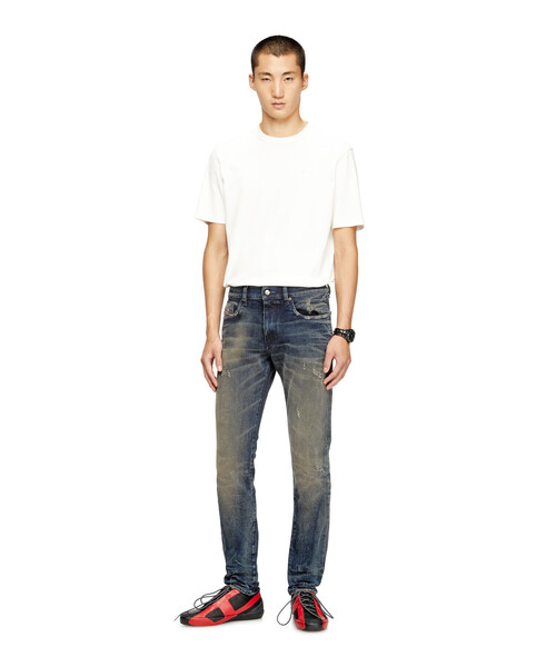 DIESEL(ディーゼル)の「メンズ デニムパンツ SLIM 2019 D-STRUKT L.30(デニムパンツ・メンズ・インディゴブルー・34inch/36inch/26inch/30inch/28inch/32inch)」の2枚目の写真