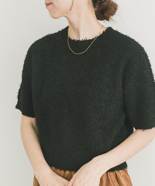 ITEMS URBANRESEARCH（アイテムズ アーバンリサーチ）の「フリンジコンパクトニット（ニット/セーター・レディース・ブラック/イエロー系その他/オフホワイト/ブラウン・FREE）」の3枚目の写真