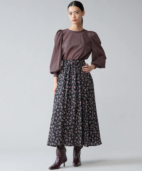 Tiara（ティアラ）の「グロッシーシアーカーディガン（カーディガン/ボレロ・レディース・ラベンダー/ブラック/ブラウン・FREE）」の7枚目の写真