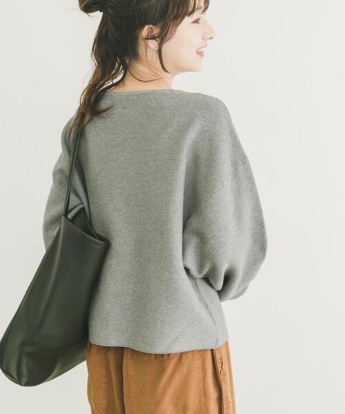 ITEMS URBANRESEARCH（アイテムズ アーバンリサーチ）の「バナナスリーブニット（ニット/セーター・レディース・ホワイト系その他/ブルー系その他/グレー/レッド・FREE）」の2枚目の写真