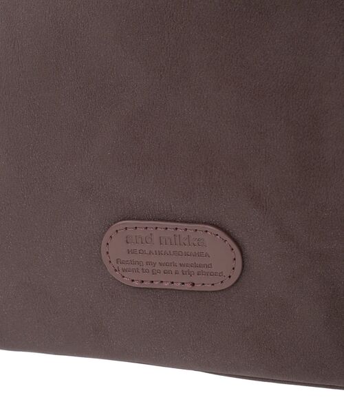 Green　Parks（グリーンパークス）の「andmikka.マルチウェイスエード調バック（ショルダーバッグ・レディース・ブラウン/ブラック・FREE）」の13枚目の写真