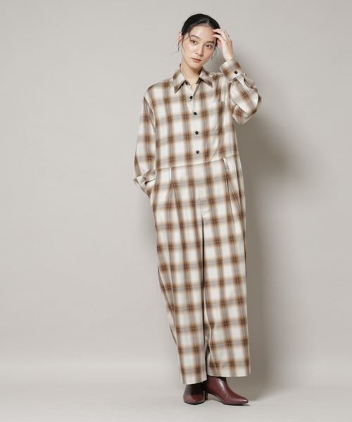 NANO universe(ナノユニバース)の「オンブレーチェックジャンプスーツ(つなぎ/オールインワン・レディース・ブラック/アイボリー・S/M)」の6枚目の写真