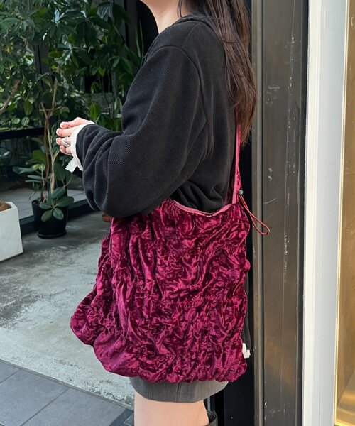 Kastane(カスタネ)の「*【4色展開/2WAY】ベロアシャーリングバッグ(トートバッグ・レディース・ブラウン/ブラック/カーキ/バーガンディー・FREE)」の17枚目の写真