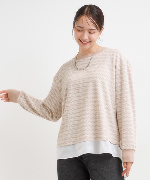 SHOO・LA・RUE(シューラルー)の「【S-LL/体型カバー】気負わず着られる ジャカード裾フェイクトップス(Tシャツ/カットソー・レディース・ベージュ/モスグリーン/グレー・01/02/03/04)」の12枚目の写真
